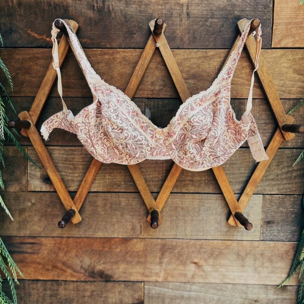 80s Vintage Lace Bra